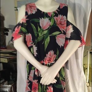 Lovely dress for home of outing